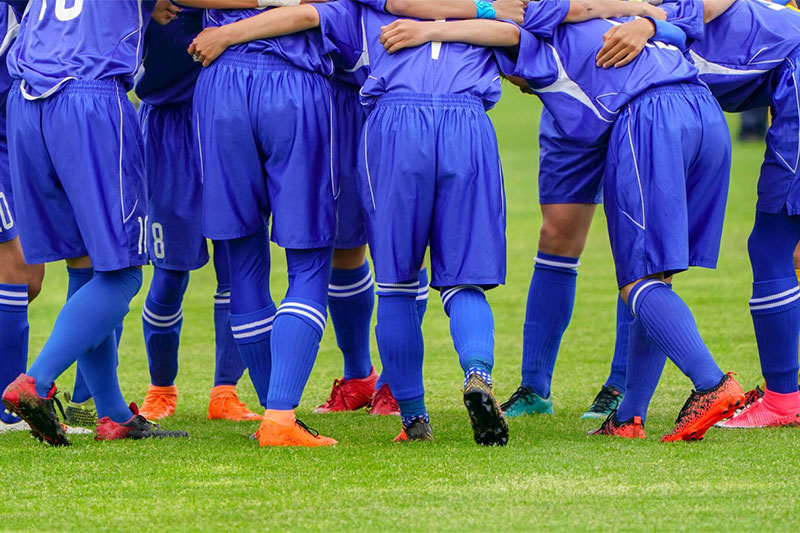 スポーツチームの会場移動